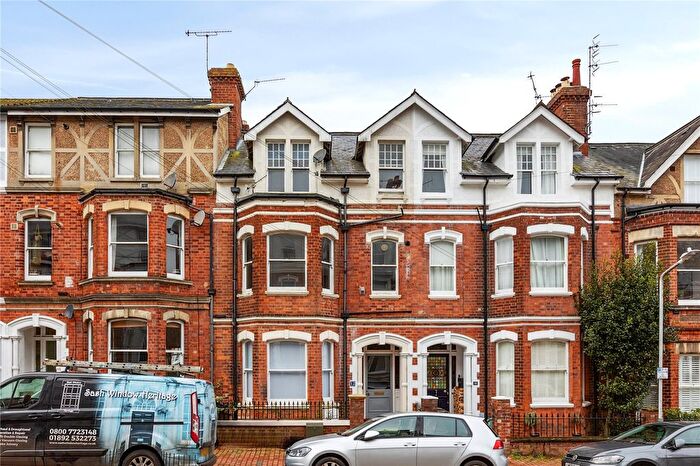 2 Bedroom Flat To Rent In Guildford Road, Tunbridge Wells, Kent, TN1