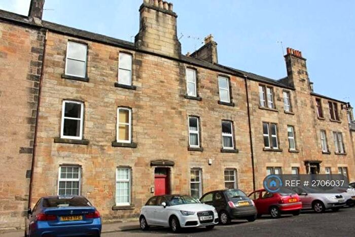 2 Bedroom Flat To Rent In Bruce Street, Stirling, FK8