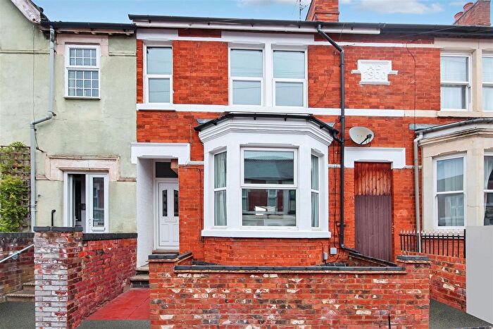 2 Bedroom Terraced House To Rent In Queen Street, Rushden, NN10