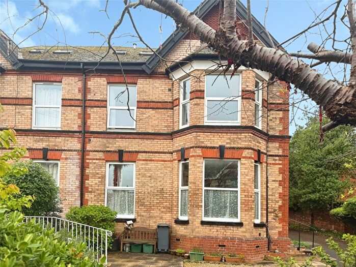 2 Bedroom Flat For Sale In Hartley Road, Exmouth, Devon, EX8