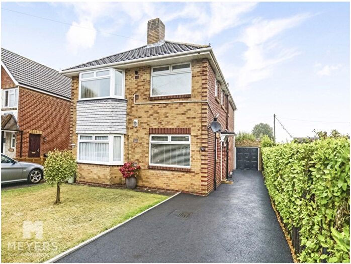 2 Bedroom Flat For Sale In Strouden Avenue, Bournemouth, BH8