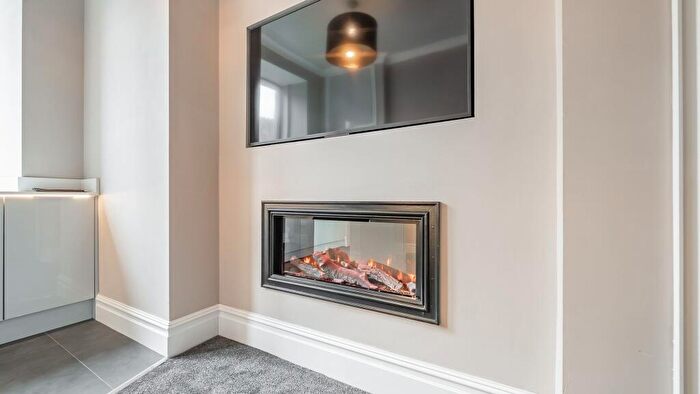 1 Bedroom Flat For Sale In Strathyre Street, Flat /, Shawlands, Glasgow, G41