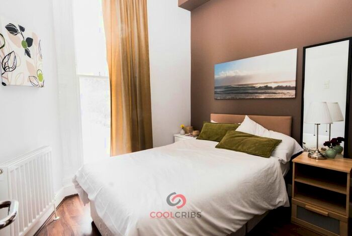 1 Bedroom Flat To Rent In Hereford Road, London, W2