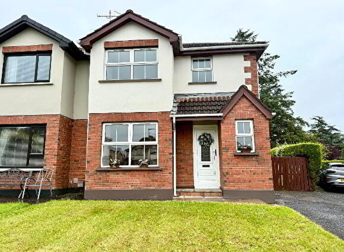 3 Bedroom Semi-Detached House For Sale In Ardanlee, Derry, BT48