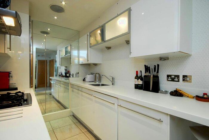 2 Bedroom Flat To Rent In Queens Gate Terrace, South Kensington, London, SW7