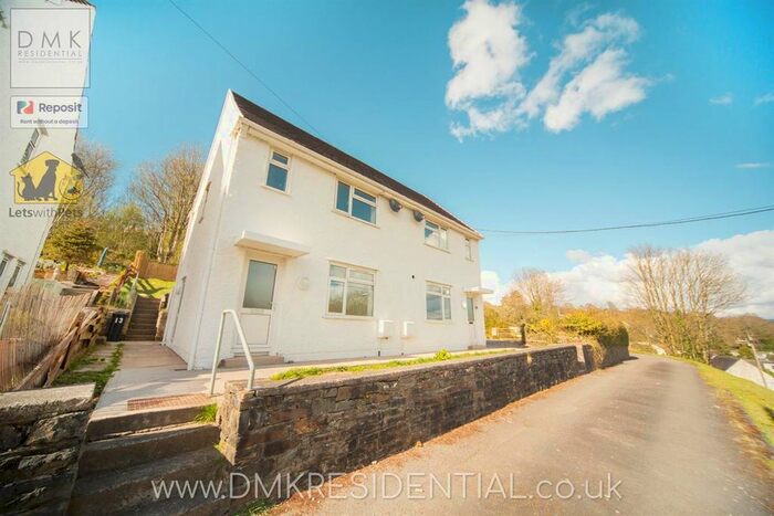 3 Bedroom Semi-Detached House To Rent In Cae Is Maen, Trebanos, Pontardawe, Swansea, SA8