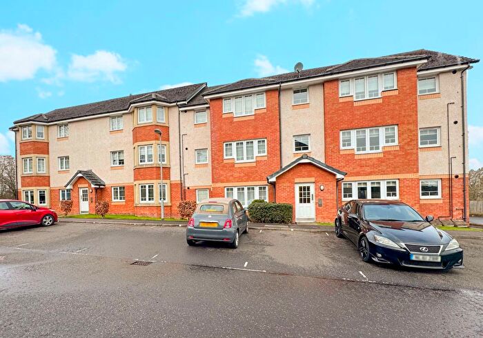 2 Bedroom Flat For Sale In Cooper Crescent, Ferniegair, Hamilton, ML3