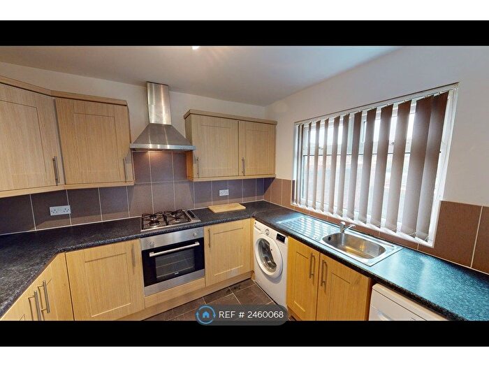 3 Bedroom Maisonette To Rent In Merrivale Road, Liverpool, L25