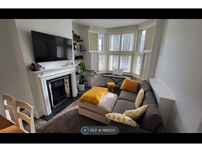 2 Bedroom Flat To Rent In Katherine Road, London, E7