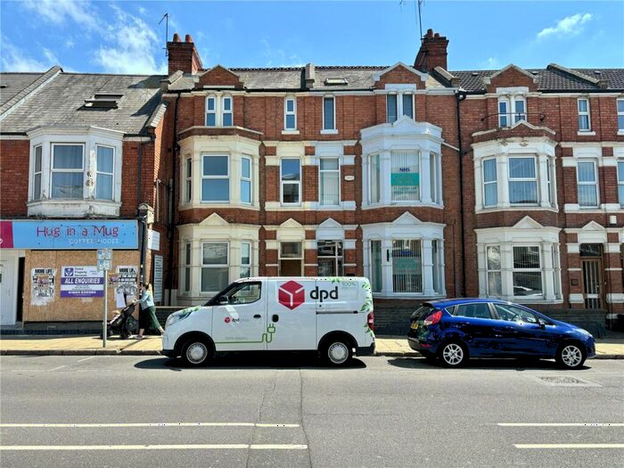 2 Bedroom Apartment To Rent In Wellingborough Road, Northampton, Northamptonshire, NN1
