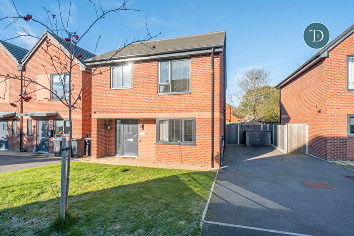 4 Bedroom Detached House For Sale In Evergreen Drive, Great Sutton, Ellesmere Port, CH66