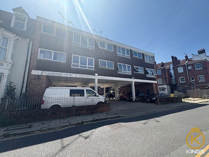 2 Bedroom Apartment To Rent In Longman Court, PO5