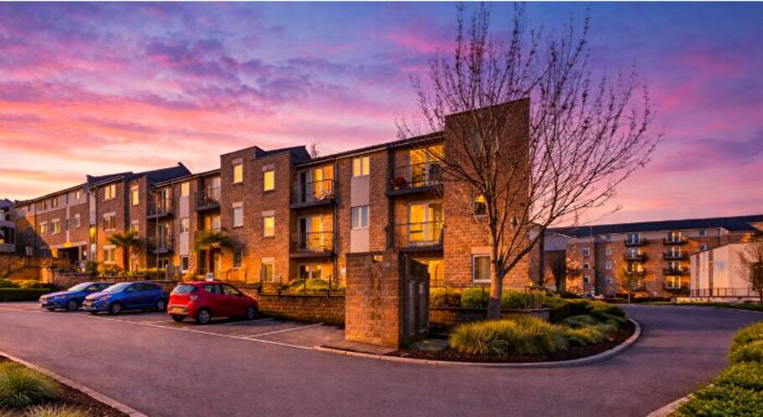 1 Bedroom Flat For Sale In Cornmill View, Horsforth, LS18