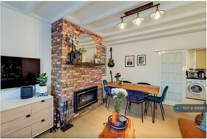 3 Bedroom Terraced House To Rent In Rochester Way, London, SE9