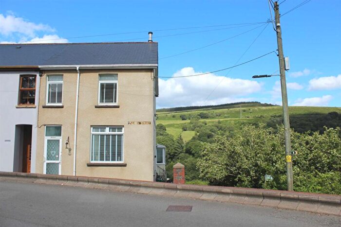 3 Bedroom End Of Terrace House To Rent In Church Street, Ynysybwl, Pontypridd, CF37