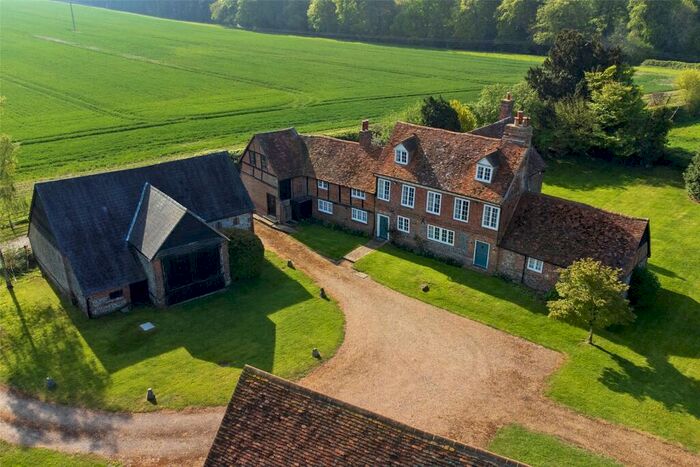 5 Bedroom Detached House To Rent In Bullocks Farm Lane, West Wycombe, High Wycombe, Buckinghamshire, HP14