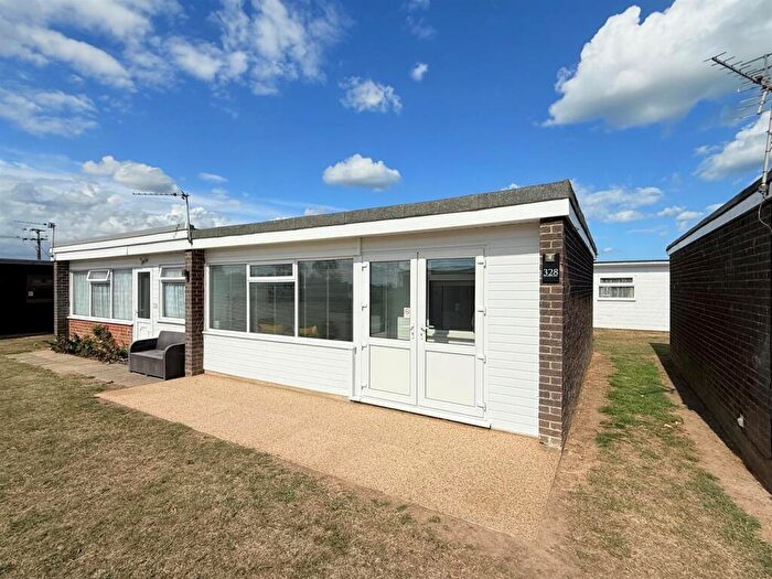 2 Bedroom Chalet For Sale In California Road, California, Great Yarmouth, NR29