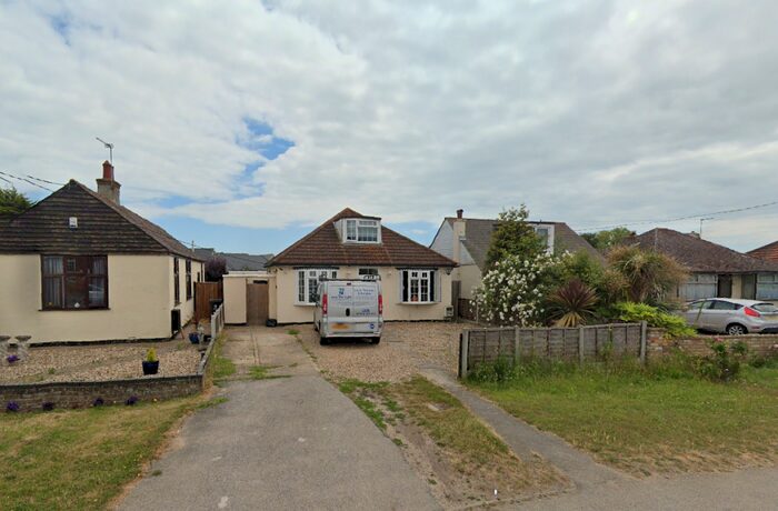 3 Bedroom Bungalow To Rent In Halstead Road, Kirby Cross, CO13