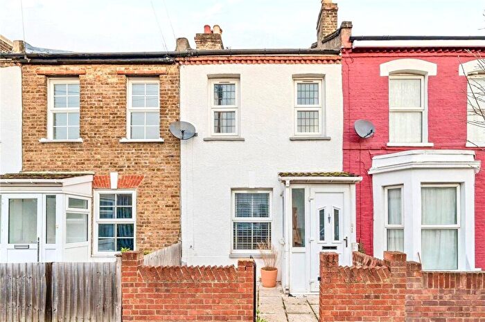 2 Bedroom Terraced House For Sale In Holland Road, London, SE25