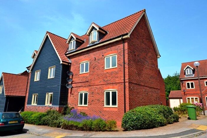 2 Bedroom Apartment To Rent In Loughton, Milton Keynes, MK5