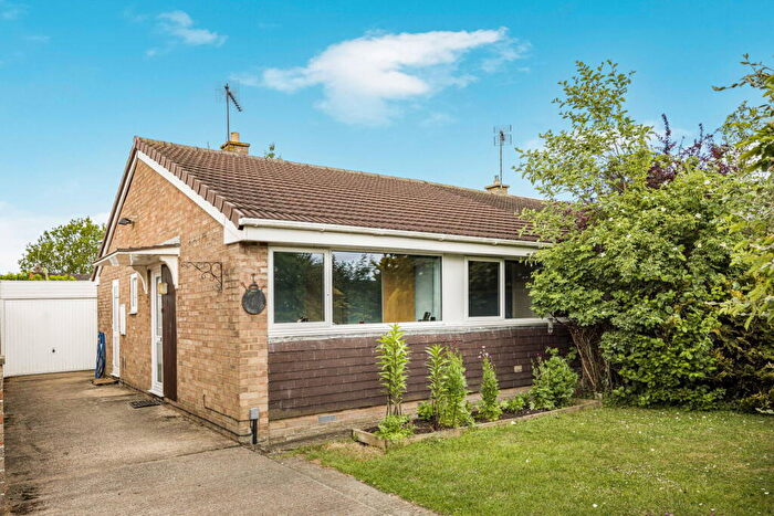 2 Bedroom Semi-Detached Bungalow For Sale In Kayte Close, Bishops Cleeve, Cheltenham, GL52