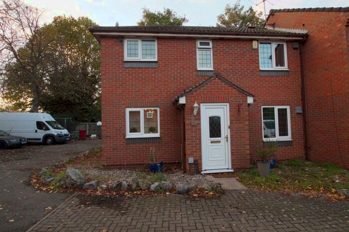 3 Bedroom House To Rent In Pearl Gardens, SL1