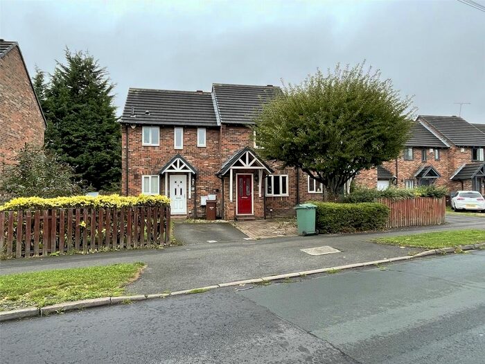 2 Bedroom Detached House To Rent In Victoria Avenue, Wakefield, WF2