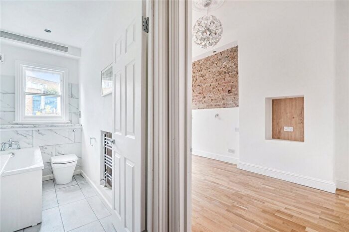 1 Bedroom Flat For Sale In Devonshire Road, London, SE23