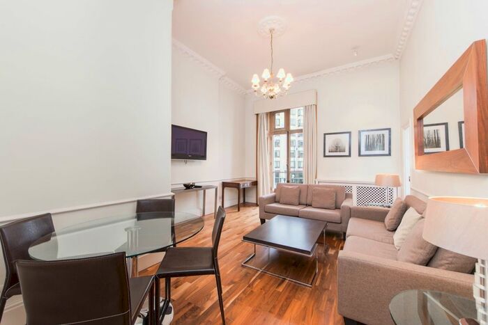 2 Bedroom Flat To Rent In Chesham Place, London, SW1X