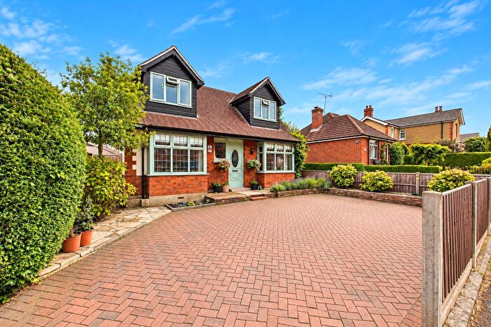 3 Bedroom Detached House For Sale In Lightwater, Surrey, GU18