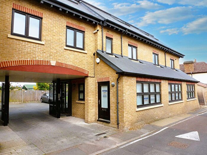 2 Bedroom Flat To Rent In Woodside Road, Samuel House Woodside Road, DA15