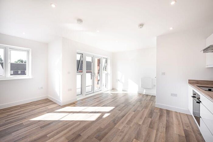 1 Bedroom Flat For Sale In So Resi Finchampstead, RG40