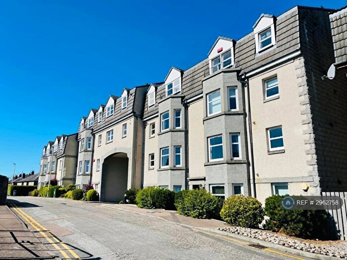 2 Bedroom Flat To Rent In Margaret Place, Aberdeen, AB10