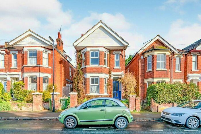 4 Bedroom House To Rent In Khartoum Road, Southampton, SO17