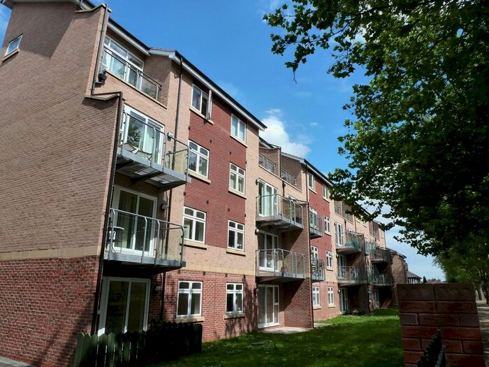 2 Bedroom Flat To Rent In Cottingham Road, Hull, HU6