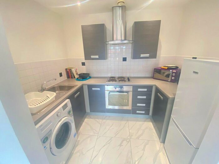 2 Bedroom Apartment To Rent In Conisbrough Keep, Coventry, CV1