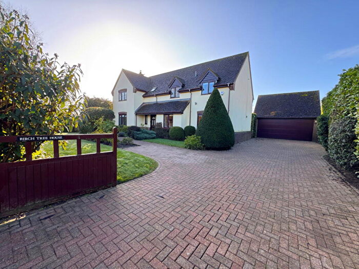 4 Bedroom Detached House For Sale In Hillesden, MK18