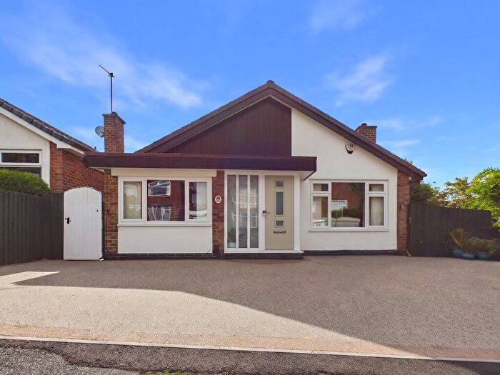 3 Bedroom Detached House For Sale In Sherwood Vale, Nottingham, NG5