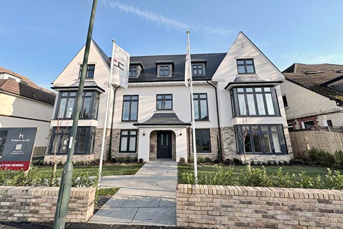 1 Bedroom Flat For Sale In Southbourne, BH6