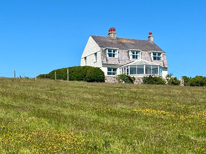 5 Bedroom Detached House For Sale In Rhosneigr, LL64