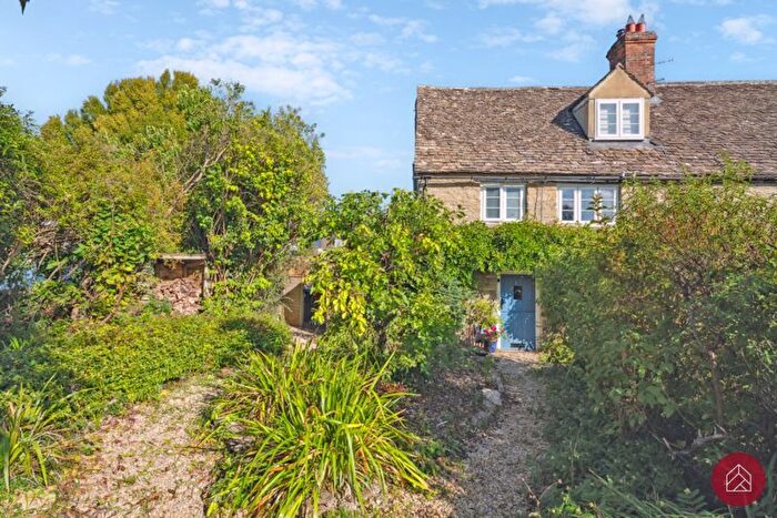 3 Bedroom Cottage For Sale In Main Road, Long Hanborough, OX29