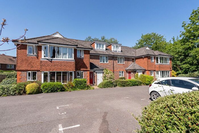 1 Bedroom Maisonette For Sale In Pixham Lane, Pixham, RH4