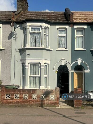 1 Bedroom Flat To Rent In Blackhorse Road, Walthamstow, E17