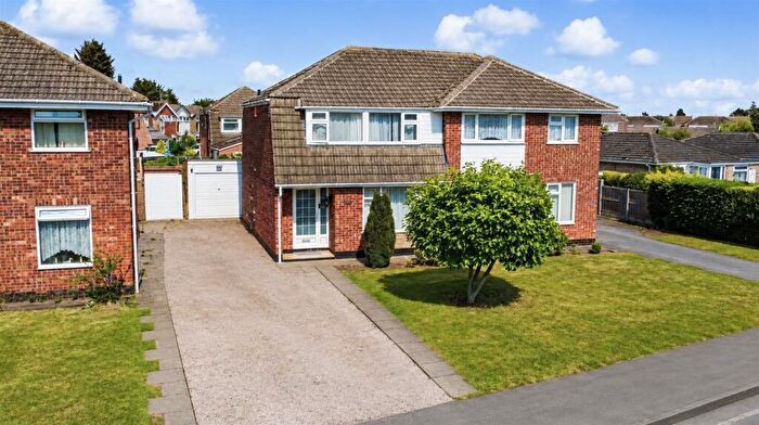 3 Bedroom Semi-Detached House For Sale In Ruskin Avenue, Long Eaton, NG10