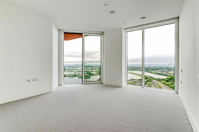3 Bedroom Penthouse To Rent In Hale Works Apartments, Daneland Walk, London, N17