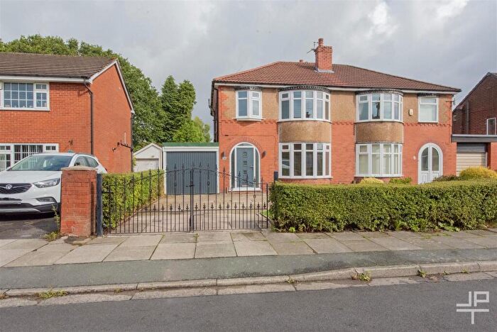 3 Bedroom Semi-Detached House To Rent In Butterfield Road, Bolton, BL5