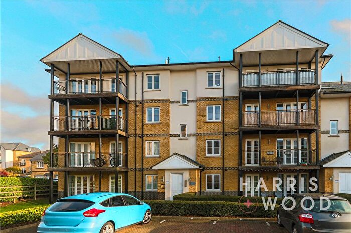 2 Bedroom Flat To Rent In Clarendon Way, Colchester, Essex, CO1