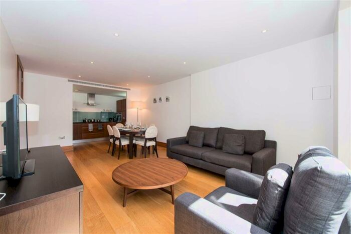 2 Bedroom Flat To Rent In Baker Street, Marylebone, NW1