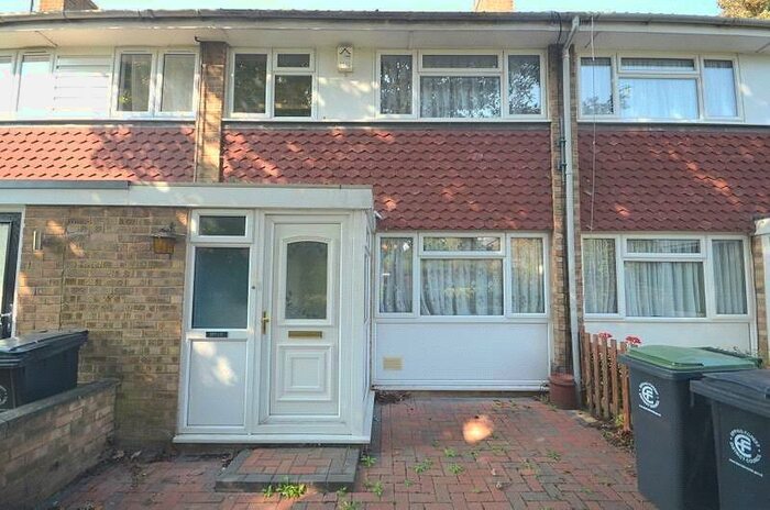 3 Bedroom Terraced House To Rent In Willow Path, Waltham Abbey, EN9