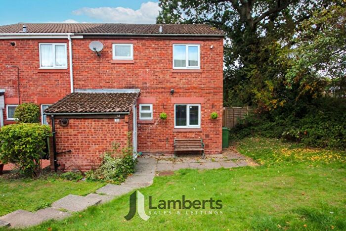 3 Bedroom Semi-Detached House For Sale In Highley Close, Winyates East, B98